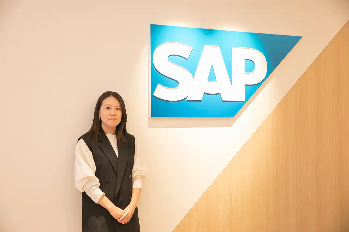 経理業務の最新事情のデータをまとめた『経理白書』の制作を調査から一気通貫でサポート｜株式会社コンカー｜企業事例インタビュー